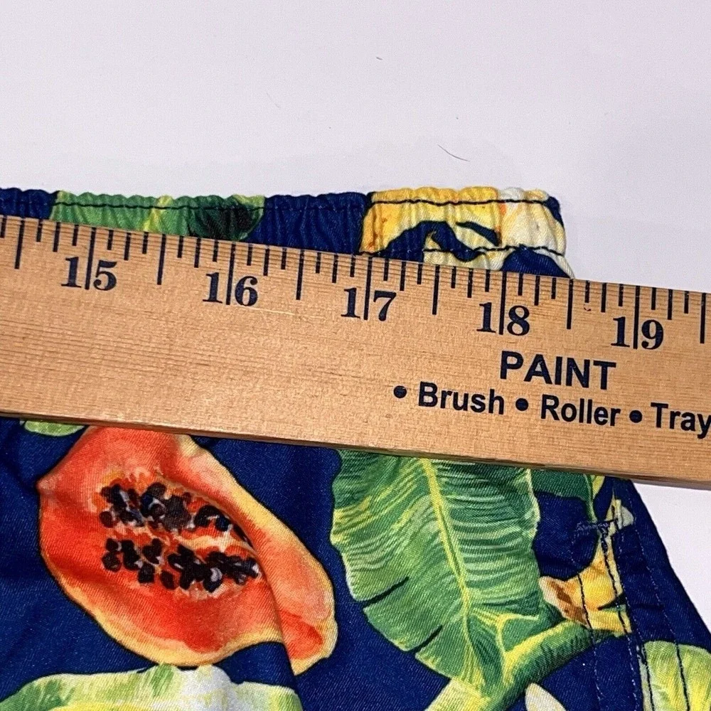 Trunks Surf & Swim Co Short Men's XXL Lined Pineapple‎ Banana Leaf Bathing Suit